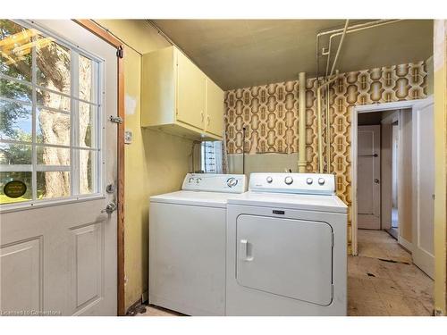 2027 Churchill Avenue, Burlington, ON - Indoor Photo Showing Laundry Room