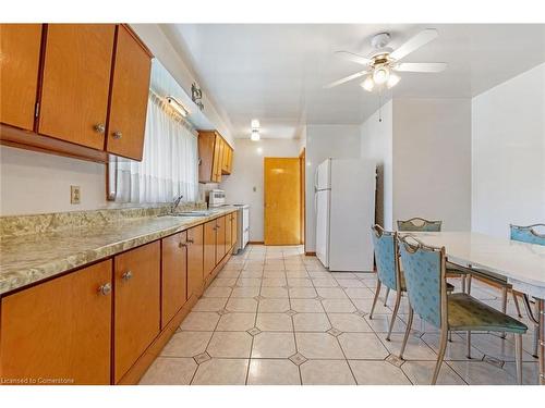 24 Heather Road, Hamilton, ON - Indoor Photo Showing Kitchen