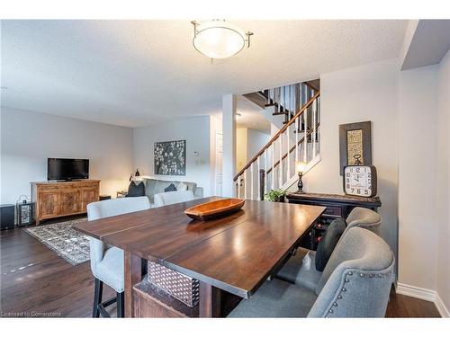 18-2880 Headon Forest Drive, Burlington, ON - Indoor Photo Showing Dining Room