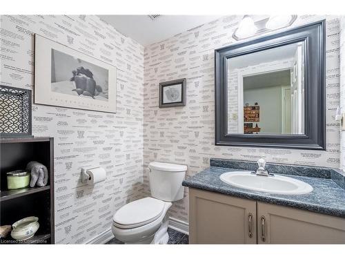 18-2880 Headon Forest Drive, Burlington, ON - Indoor Photo Showing Bathroom