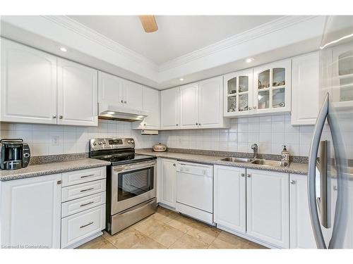 809-5080 Pinedale Avenue, Burlington, ON - Indoor Photo Showing Kitchen With Stainless Steel Kitchen With Double Sink