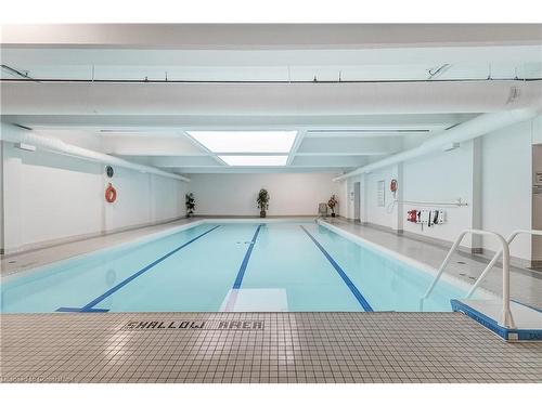 809-5080 Pinedale Avenue, Burlington, ON - Indoor Photo Showing Other Room With In Ground Pool