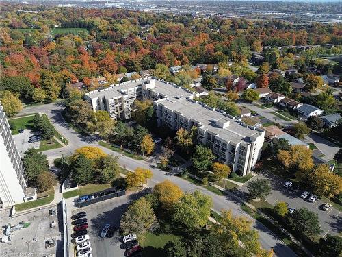 119-1300 Marlborough Court, Oakville, ON - Outdoor With View