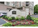 807-3000 Creekside Drive, Dundas, ON  - Outdoor 