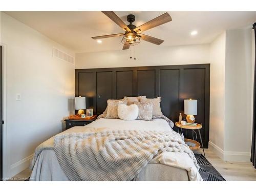 170 Ray Street N, Hamilton, ON - Indoor Photo Showing Bedroom