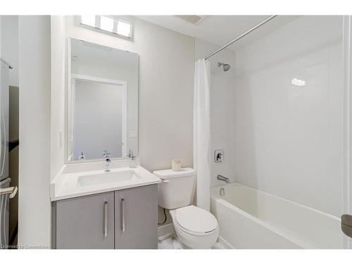 1506-15 Queen Street S, Hamilton, ON - Indoor Photo Showing Bathroom