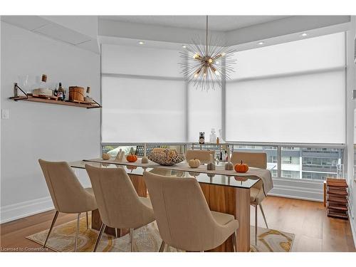 903-1237 North Shore Boulevard E, Burlington, ON - Indoor Photo Showing Dining Room