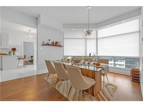 903-1237 North Shore Boulevard E, Burlington, ON - Indoor Photo Showing Dining Room