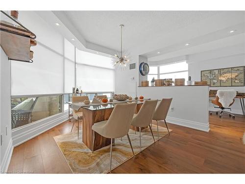 903-1237 North Shore Boulevard E, Burlington, ON - Indoor Photo Showing Dining Room