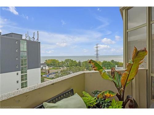 903-1237 North Shore Boulevard E, Burlington, ON - Outdoor With Balcony With View With Exterior