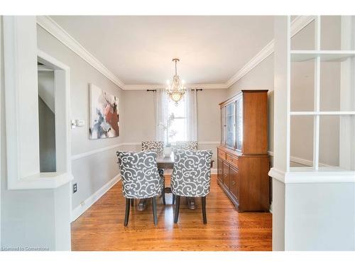 28 Walter Avenue S, Hamilton, ON - Indoor Photo Showing Dining Room