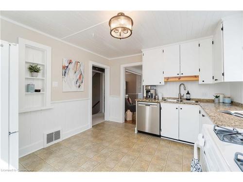 28 Walter Avenue S, Hamilton, ON - Indoor Photo Showing Kitchen With Double Sink