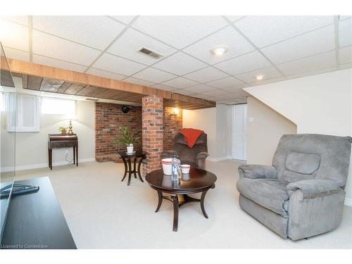 28 Walter Avenue S, Hamilton, ON - Indoor