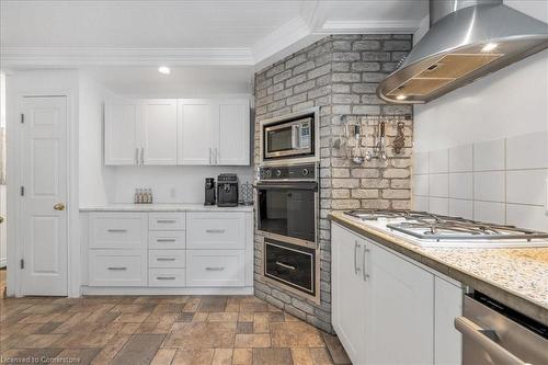 365 Eleanor Place, Ancaster, ON - Indoor Photo Showing Kitchen