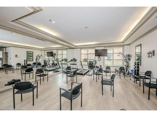 2505-100 Burloak Drive, Burlington, ON - Indoor Photo Showing Gym Room