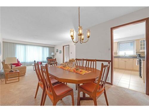 70 Orsett Street, Oakville, ON - Indoor Photo Showing Dining Room