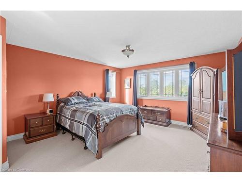 208 6Th Concession Rd E, Flamborough, ON - Indoor Photo Showing Bedroom