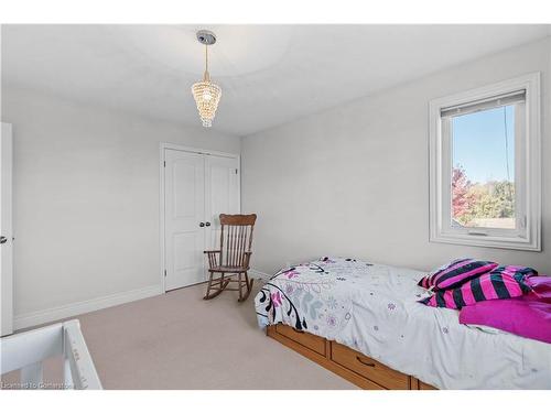 208 6Th Concession Rd E, Flamborough, ON - Indoor Photo Showing Bedroom