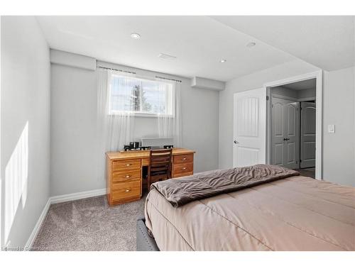 208 6Th Concession Rd E, Flamborough, ON - Indoor Photo Showing Bedroom