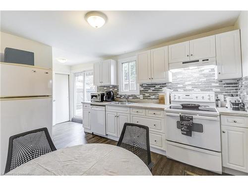 185 Simcoe Street E, Hamilton, ON - Indoor Photo Showing Kitchen With Double Sink