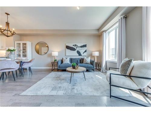 386 Belcourt Common, Oakville, ON - Indoor Photo Showing Living Room