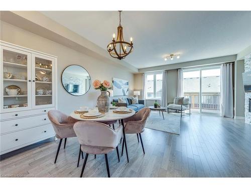 386 Belcourt Common, Oakville, ON - Indoor Photo Showing Dining Room