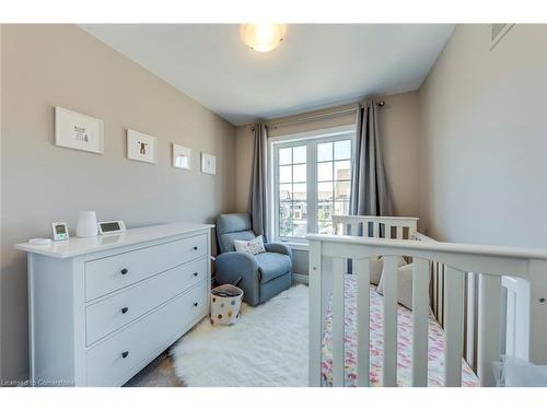 386 Belcourt Common, Oakville, ON - Indoor Photo Showing Bedroom