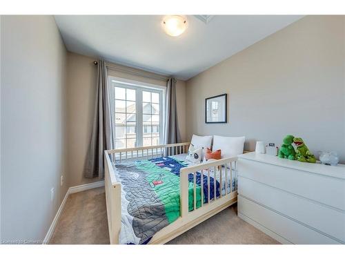 386 Belcourt Common, Oakville, ON - Indoor Photo Showing Bedroom