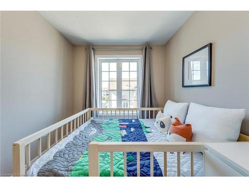 386 Belcourt Common, Oakville, ON - Indoor Photo Showing Bedroom