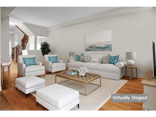 35-6 Chestnut Drive, Grimsby, ON - Indoor Photo Showing Living Room