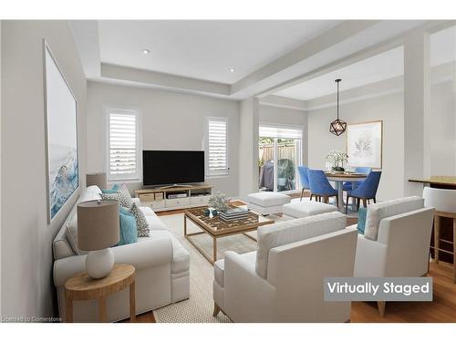 35-6 Chestnut Drive, Grimsby, ON - Indoor Photo Showing Living Room