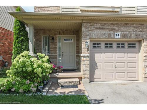 35-6 Chestnut Drive, Grimsby, ON - Outdoor