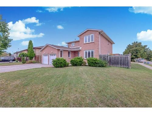 31 Vega Crescent, Hamilton, ON - Outdoor