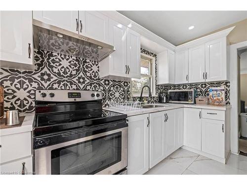 38 Lake Avenue N, Hamilton, ON - Indoor Photo Showing Kitchen With Double Sink