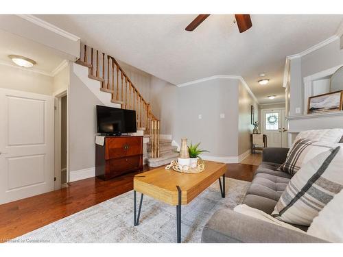 5106 Tree Court, Burlington, ON - Indoor Photo Showing Living Room