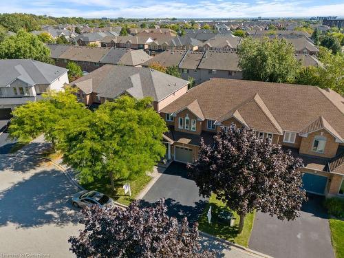 5106 Tree Court, Burlington, ON - Outdoor With View