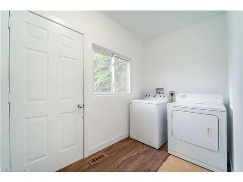 305 Cannon Street E, Hamilton, ON - Indoor Photo Showing Laundry Room