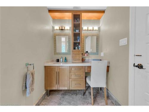 12 Sims Lock Road, Caledonia, ON - Indoor Photo Showing Bathroom