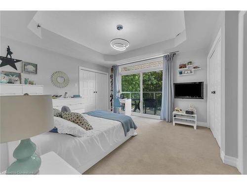 12 Sims Lock Road, Caledonia, ON - Indoor Photo Showing Bedroom