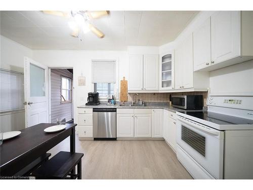 125 Cavell Avenue, Hamilton, ON - Indoor Photo Showing Kitchen With Double Sink