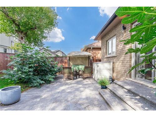 382 Federal Street, Stoney Creek, ON 