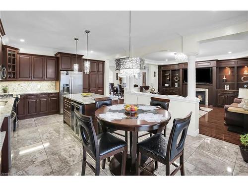 183 Chambers Drive, Ancaster, ON - Indoor Photo Showing Dining Room