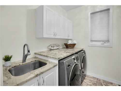 183 Chambers Drive, Ancaster, ON - Indoor Photo Showing Laundry Room