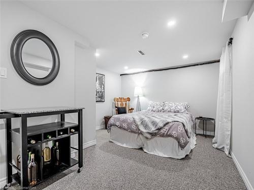 23-120 Quigley Road, Hamilton, ON - Indoor Photo Showing Bedroom