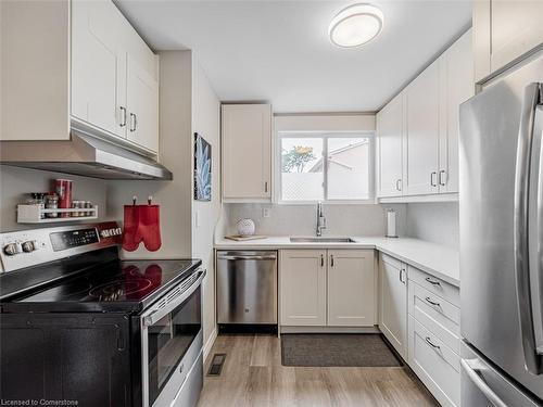 23-120 Quigley Road, Hamilton, ON - Indoor Photo Showing Kitchen With Stainless Steel Kitchen