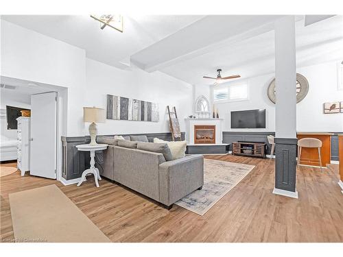 677 Carmen Court, Burlington, ON - Indoor Photo Showing Living Room With Fireplace