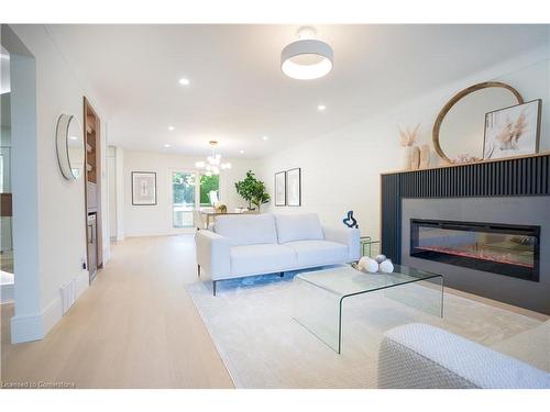 2260 Britannia Road, Burlington, ON - Indoor Photo Showing Living Room With Fireplace