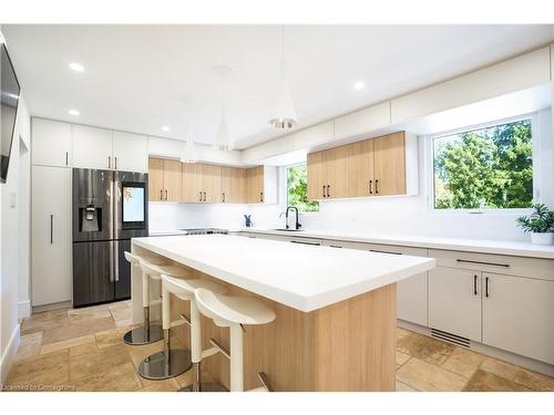 2260 Britannia Road, Burlington, ON - Indoor Photo Showing Kitchen With Upgraded Kitchen