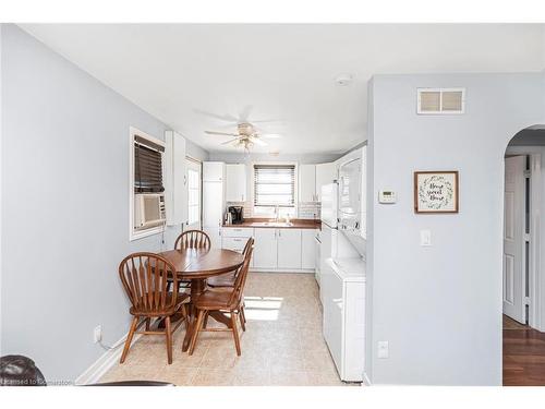 37 Powerview Avenue, St. Catharines, ON - Indoor Photo Showing Dining Room