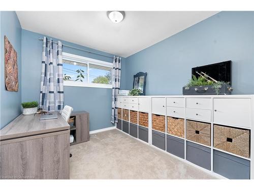 3085 Kingswood Crescent, Niagara Falls, ON - Indoor Photo Showing Bedroom